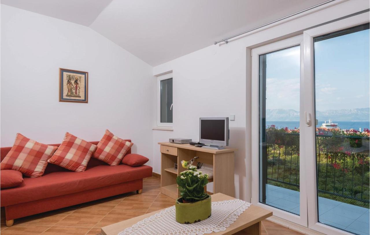 One-Bedroom Apartment in Trpanj Buitenkant foto