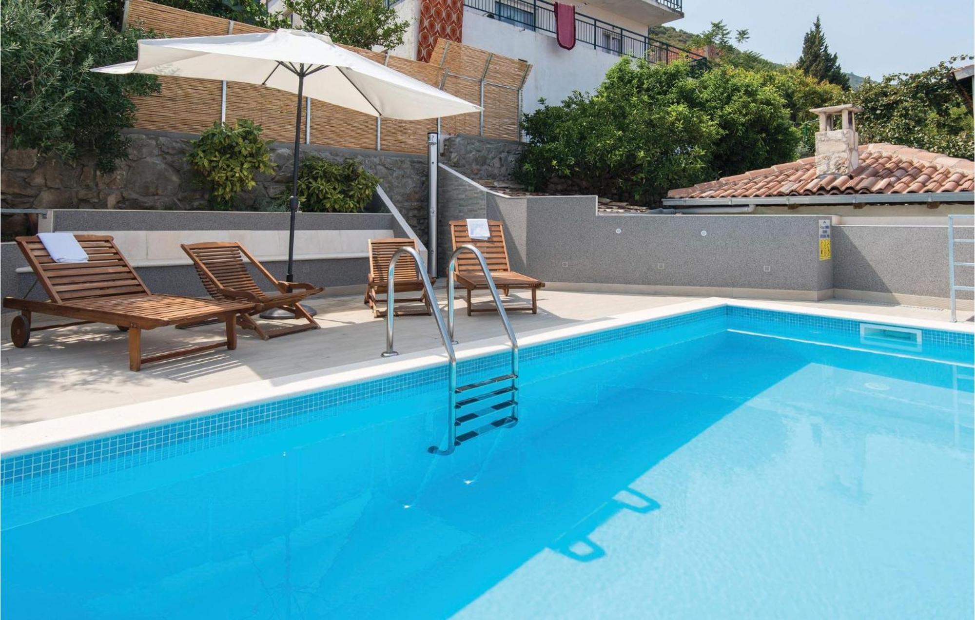 One-Bedroom Apartment in Trpanj Buitenkant foto